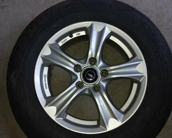 Сірий Опель Віваро, об'ємом двигуна 1.6 л та пробігом 220 тис. км за 18500 $, фото 10 на Automoto.ua