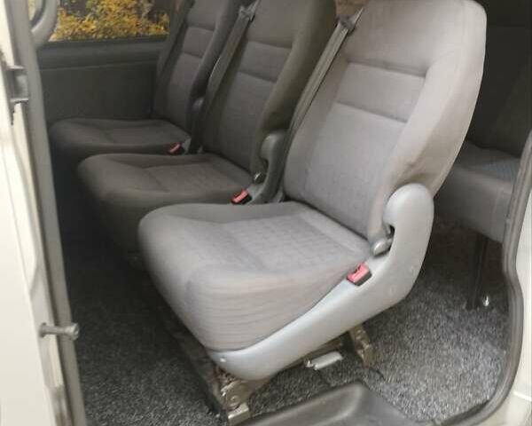 Серый Опель Виваро, объемом двигателя 1.6 л и пробегом 256 тыс. км за 17500 $, фото 16 на Automoto.ua