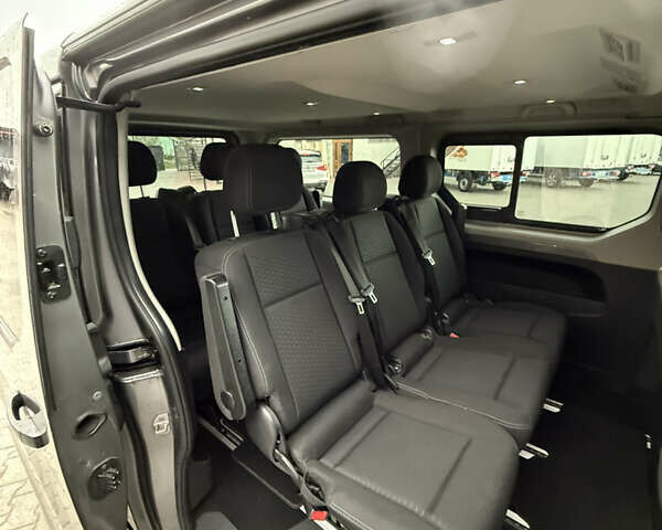 Сірий Опель Віваро, об'ємом двигуна 1.6 л та пробігом 98 тис. км за 20900 $, фото 12 на Automoto.ua