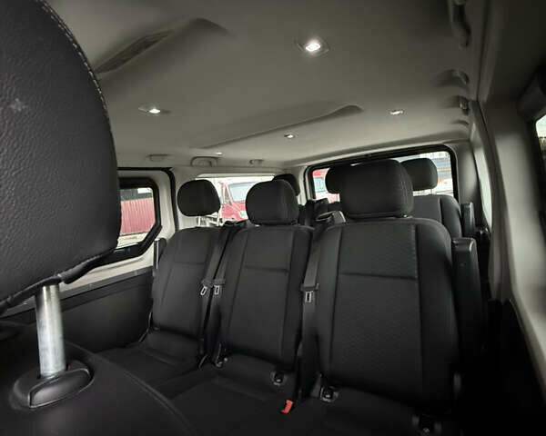 Сірий Опель Віваро, об'ємом двигуна 1.6 л та пробігом 98 тис. км за 20900 $, фото 13 на Automoto.ua