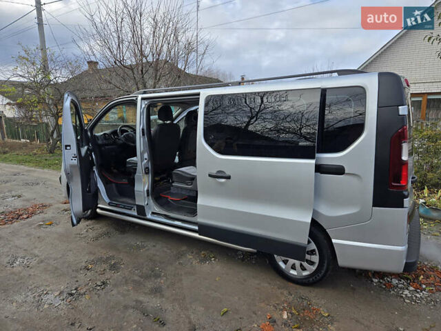 Серый Опель Виваро, объемом двигателя 1.6 л и пробегом 185 тыс. км за 22000 $, фото 23 на Automoto.ua