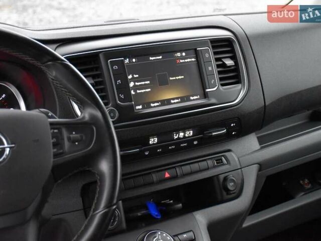 Серый Опель Виваро, объемом двигателя 2 л и пробегом 168 тыс. км за 23900 $, фото 48 на Automoto.ua