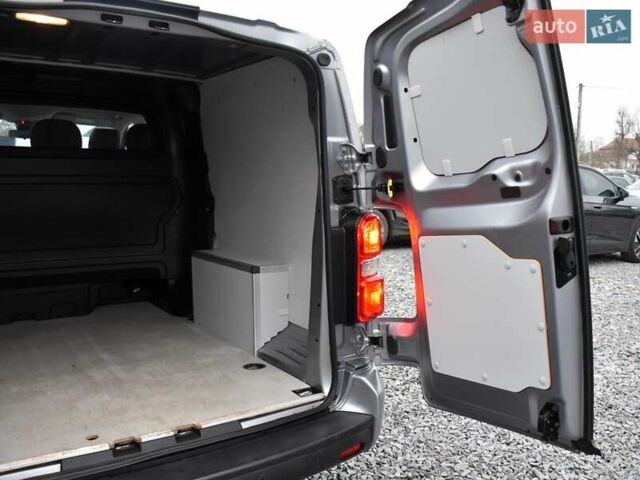 Серый Опель Виваро, объемом двигателя 2 л и пробегом 168 тыс. км за 23900 $, фото 68 на Automoto.ua