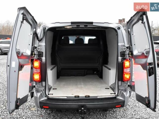 Серый Опель Виваро, объемом двигателя 2 л и пробегом 168 тыс. км за 23900 $, фото 66 на Automoto.ua