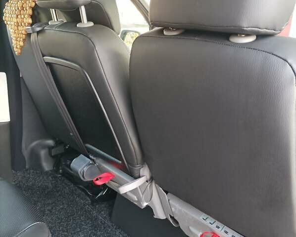 Серый Опель Виваро, объемом двигателя 1.6 л и пробегом 290 тыс. км за 22400 $, фото 21 на Automoto.ua