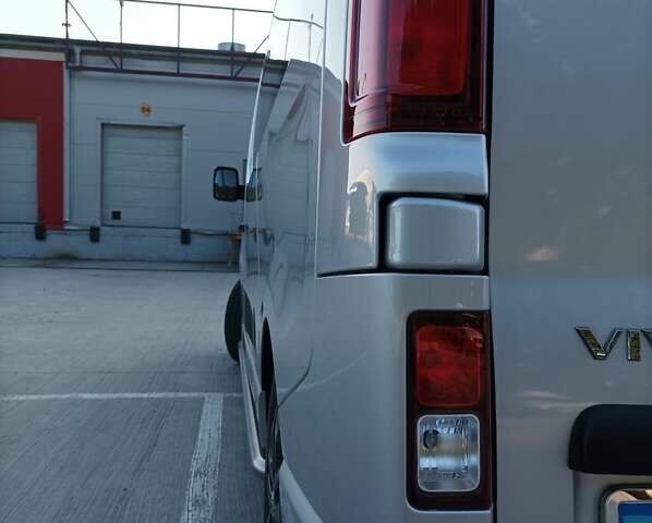 Серый Опель Виваро, объемом двигателя 1.6 л и пробегом 290 тыс. км за 22400 $, фото 11 на Automoto.ua