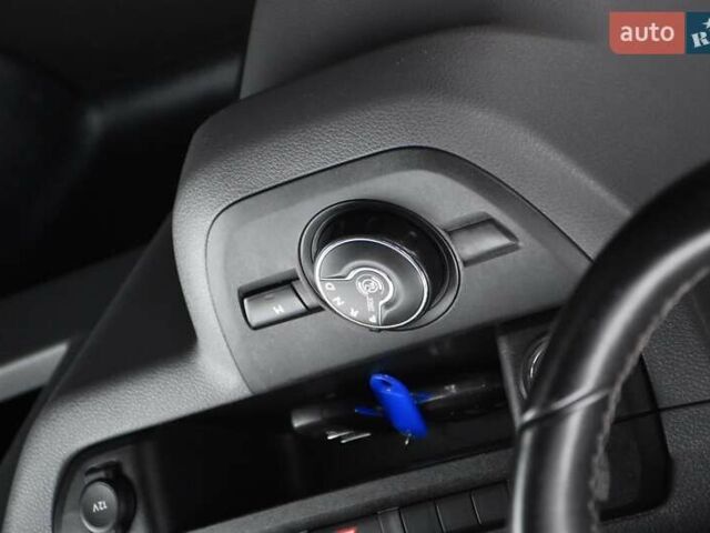 Серый Опель Виваро, объемом двигателя 2 л и пробегом 168 тыс. км за 23900 $, фото 49 на Automoto.ua