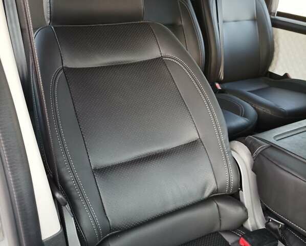 Серый Опель Виваро, объемом двигателя 1.6 л и пробегом 290 тыс. км за 22400 $, фото 25 на Automoto.ua