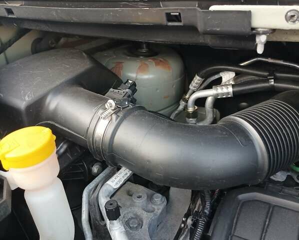 Серый Опель Виваро, объемом двигателя 1.6 л и пробегом 290 тыс. км за 22400 $, фото 41 на Automoto.ua