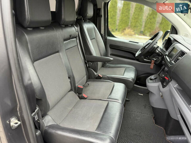 Серый Опель Виваро, объемом двигателя 2 л и пробегом 106 тыс. км за 22000 $, фото 17 на Automoto.ua