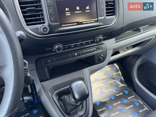 Серый Опель Виваро, объемом двигателя 2 л и пробегом 230 тыс. км за 27500 $, фото 26 на Automoto.ua