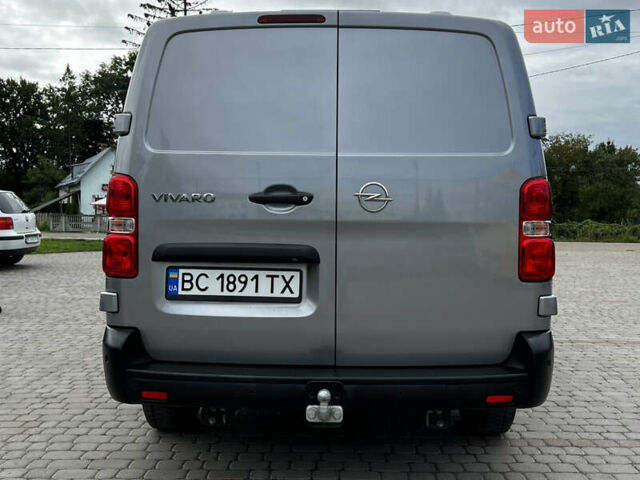 Сірий Опель Віваро, об'ємом двигуна 2 л та пробігом 204 тис. км за 22800 $, фото 6 на Automoto.ua