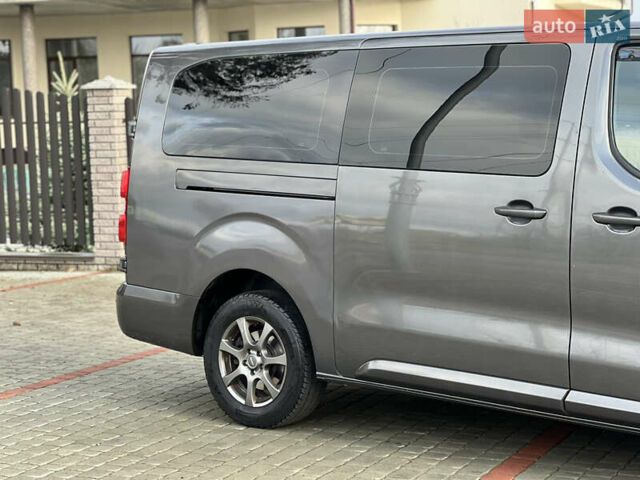 Серый Опель Виваро, объемом двигателя 2 л и пробегом 246 тыс. км за 24750 $, фото 2 на Automoto.ua