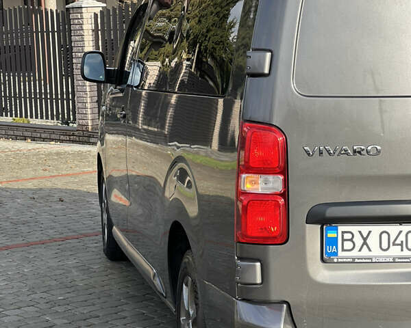 Серый Опель Виваро, объемом двигателя 2 л и пробегом 246 тыс. км за 24750 $, фото 11 на Automoto.ua