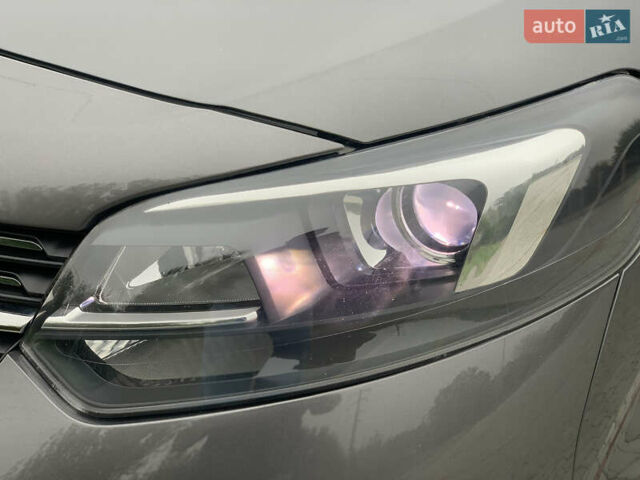 Серый Опель Виваро, объемом двигателя 2 л и пробегом 246 тыс. км за 24750 $, фото 16 на Automoto.ua