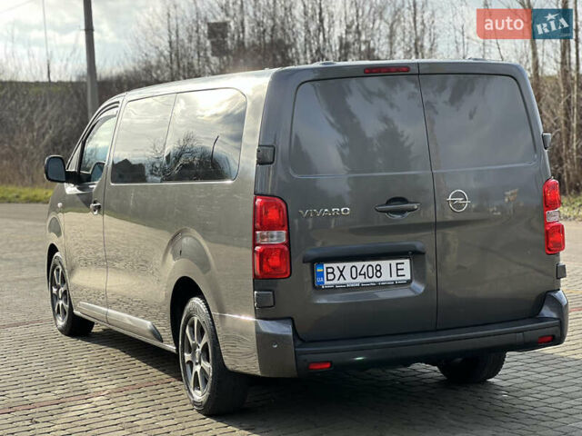 Серый Опель Виваро, объемом двигателя 2 л и пробегом 246 тыс. км за 24750 $, фото 5 на Automoto.ua