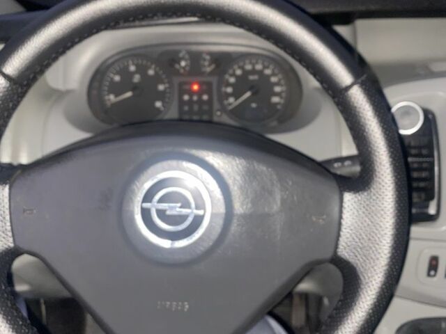 Сірий Опель Віваро, об'ємом двигуна 1.9 л та пробігом 300 тис. км за 5700 $, фото 14 на Automoto.ua