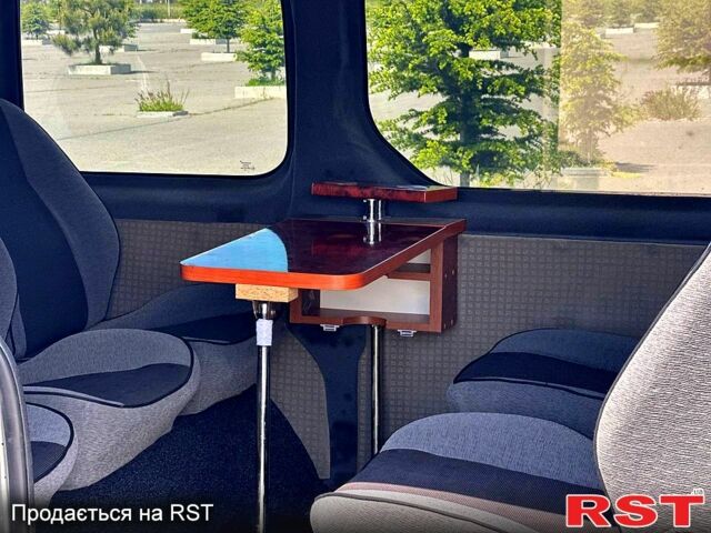 Серый Опель Виваро, объемом двигателя 1.9 л и пробегом 340 тыс. км за 6900 $, фото 11 на Automoto.ua