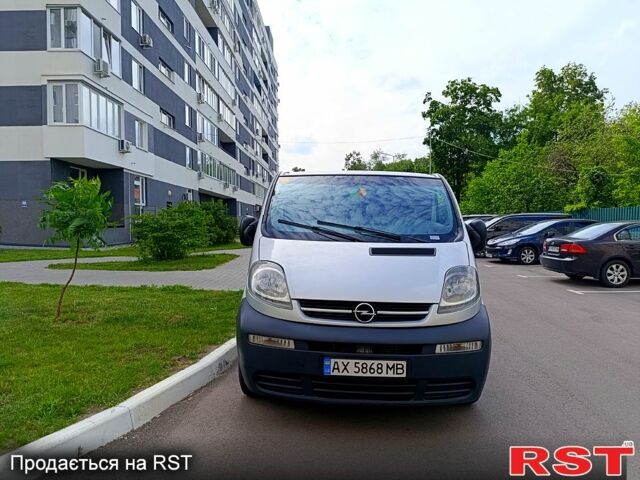 Серый Опель Виваро, объемом двигателя 1.9 л и пробегом 287 тыс. км за 6400 $, фото 1 на Automoto.ua