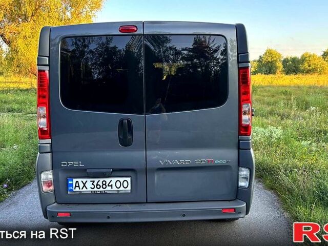 Серый Опель Виваро, объемом двигателя 2 л и пробегом 322 тыс. км за 12800 $, фото 6 на Automoto.ua