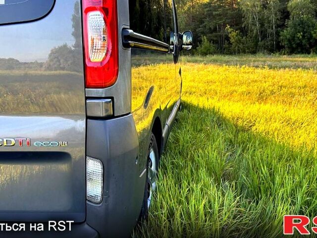 Серый Опель Виваро, объемом двигателя 2 л и пробегом 322 тыс. км за 12800 $, фото 11 на Automoto.ua