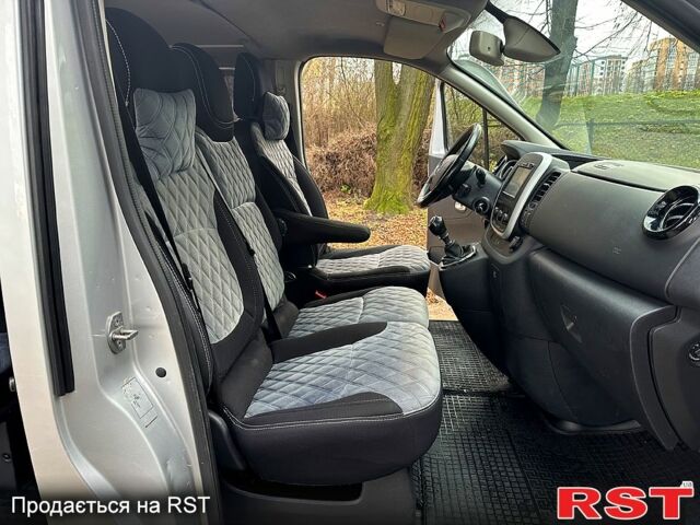 Сірий Опель Віваро, об'ємом двигуна 1.6 л та пробігом 230 тис. км за 14000 $, фото 9 на Automoto.ua