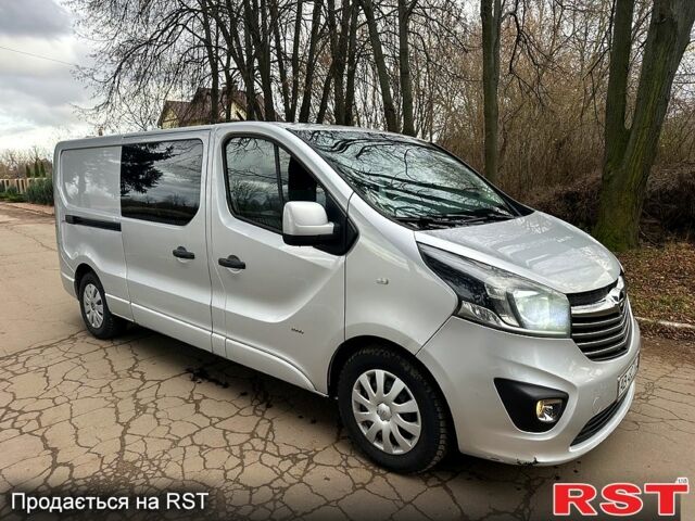 Сірий Опель Віваро, об'ємом двигуна 1.6 л та пробігом 230 тис. км за 14000 $, фото 5 на Automoto.ua