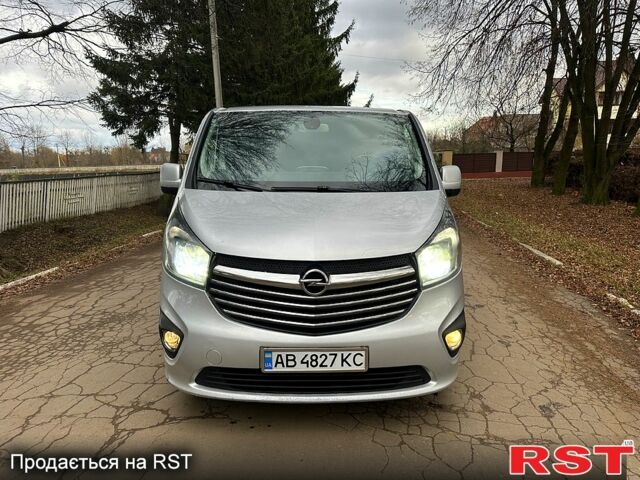 Сірий Опель Віваро, об'ємом двигуна 1.6 л та пробігом 230 тис. км за 14000 $, фото 7 на Automoto.ua