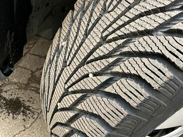 Сірий Опель Віваро, об'ємом двигуна 1.6 л та пробігом 230 тис. км за 14000 $, фото 13 на Automoto.ua