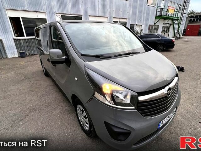Сірий Опель Віваро, об'ємом двигуна 1.6 л та пробігом 235 тис. км за 17900 $, фото 10 на Automoto.ua