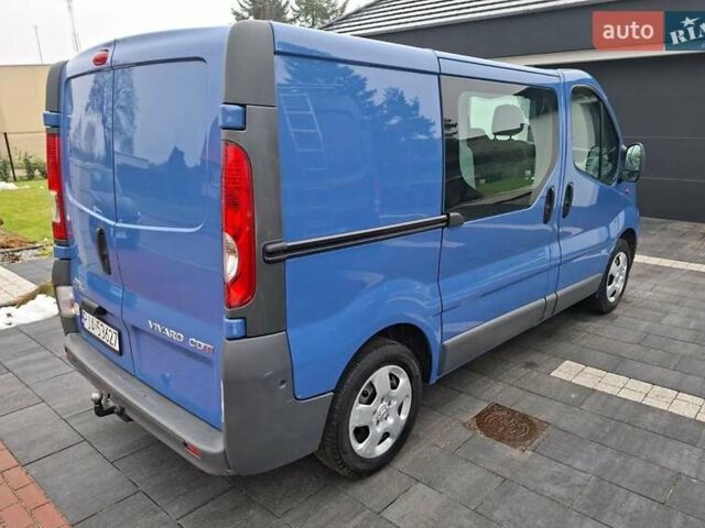 Синий Опель Виваро, объемом двигателя 2 л и пробегом 136 тыс. км за 8000 $, фото 4 на Automoto.ua