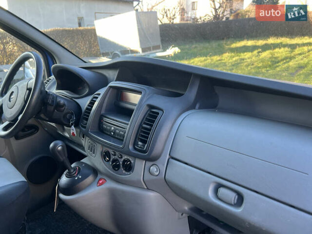 Синий Опель Виваро, объемом двигателя 2 л и пробегом 189 тыс. км за 6800 $, фото 10 на Automoto.ua