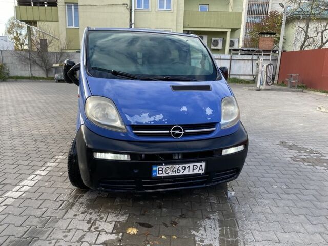 Синий Опель Виваро, объемом двигателя 1.9 л и пробегом 478 тыс. км за 6800 $, фото 2 на Automoto.ua