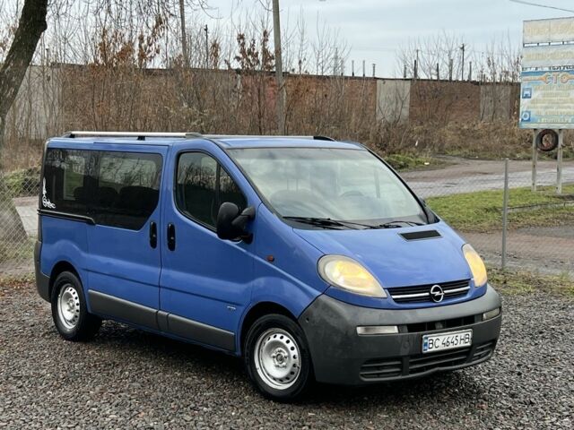 Синій Опель Віваро, об'ємом двигуна 1.9 л та пробігом 312 тис. км за 5450 $, фото 1 на Automoto.ua