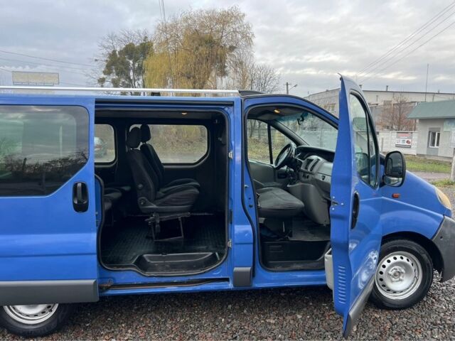 Синій Опель Віваро, об'ємом двигуна 1.9 л та пробігом 312 тис. км за 5450 $, фото 6 на Automoto.ua