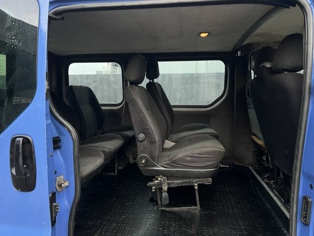 Синій Опель Віваро, об'ємом двигуна 1.9 л та пробігом 312 тис. км за 5450 $, фото 9 на Automoto.ua