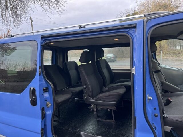 Синій Опель Віваро, об'ємом двигуна 1.9 л та пробігом 312 тис. км за 5450 $, фото 5 на Automoto.ua