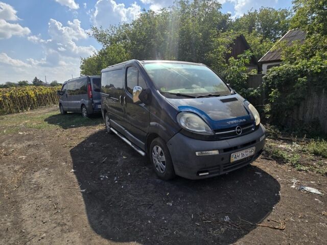 Синий Опель Виваро, объемом двигателя 1.9 л и пробегом 220 тыс. км за 4700 $, фото 1 на Automoto.ua