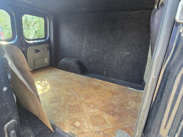 Синий Опель Виваро, объемом двигателя 1.9 л и пробегом 220 тыс. км за 4700 $, фото 7 на Automoto.ua