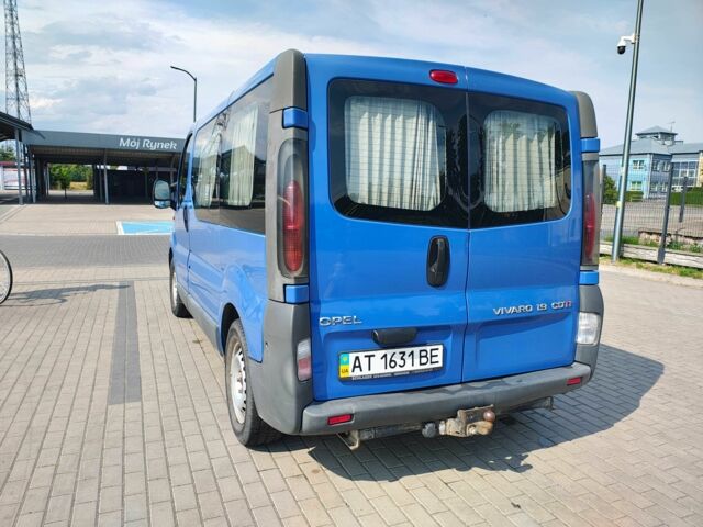 Синий Опель Виваро, объемом двигателя 1.9 л и пробегом 237 тыс. км за 5650 $, фото 3 на Automoto.ua