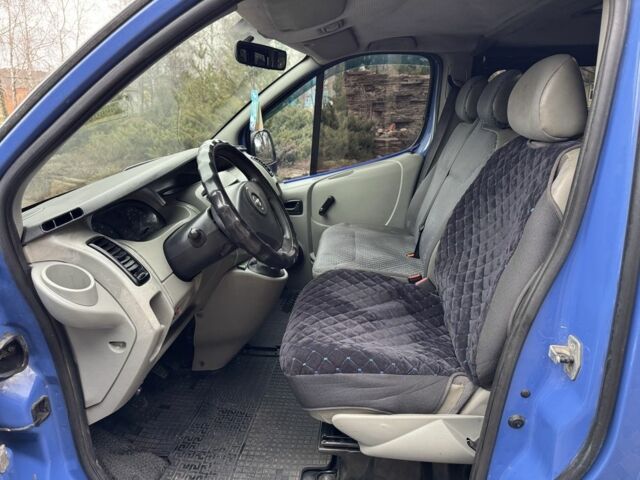 Синий Опель Виваро, объемом двигателя 2 л и пробегом 290 тыс. км за 7200 $, фото 12 на Automoto.ua