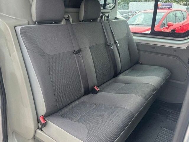 Синій Опель Віваро, об'ємом двигуна 2 л та пробігом 196 тис. км за 4733 $, фото 2 на Automoto.ua