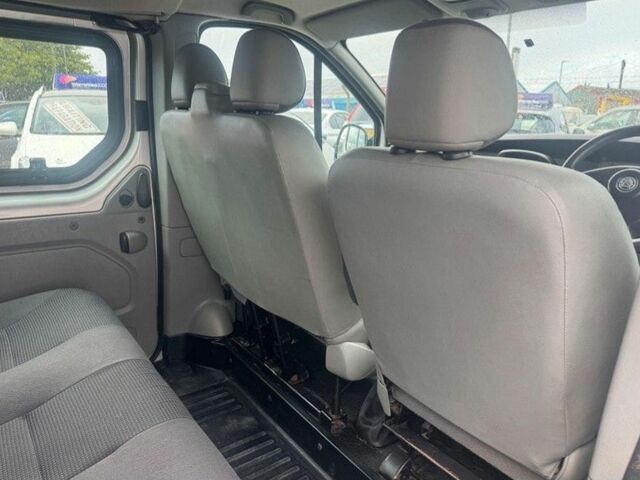 Синій Опель Віваро, об'ємом двигуна 2 л та пробігом 196 тис. км за 4733 $, фото 1 на Automoto.ua