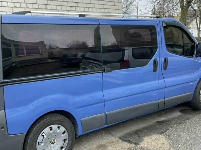 Синий Опель Виваро, объемом двигателя 2 л и пробегом 588 тыс. км за 8650 $, фото 4 на Automoto.ua