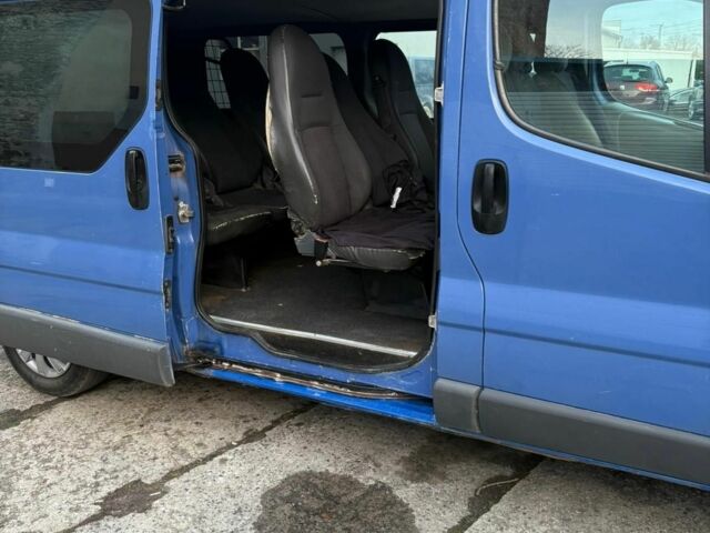 Синий Опель Виваро, объемом двигателя 0 л и пробегом 515 тыс. км за 3800 $, фото 2 на Automoto.ua