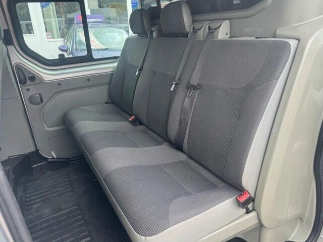 Синій Опель Віваро, об'ємом двигуна 2 л та пробігом 196 тис. км за 4733 $, фото 5 на Automoto.ua