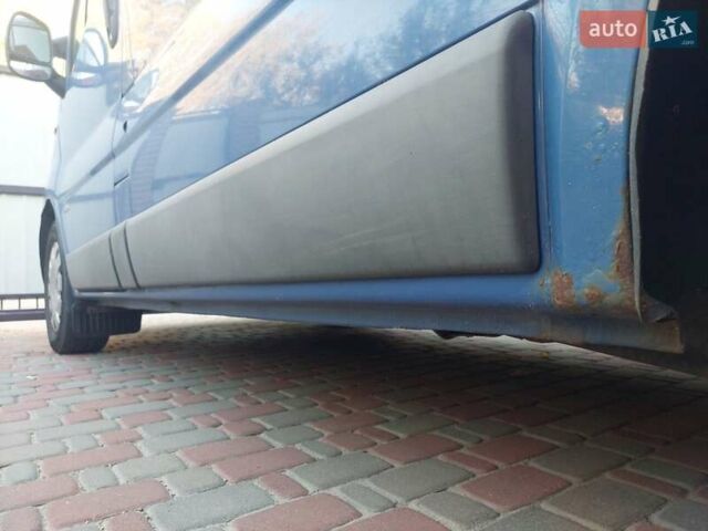 Синий Опель Виваро, объемом двигателя 1.9 л и пробегом 396 тыс. км за 4700 $, фото 24 на Automoto.ua