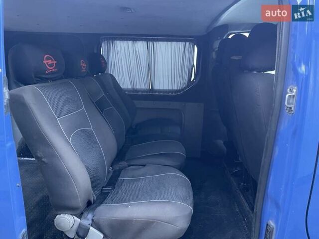 Синий Опель Виваро, объемом двигателя 1.87 л и пробегом 356 тыс. км за 7500 $, фото 7 на Automoto.ua