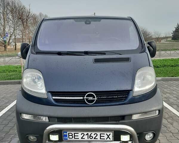 Синій Опель Віваро, об'ємом двигуна 1.87 л та пробігом 520 тис. км за 7300 $, фото 4 на Automoto.ua