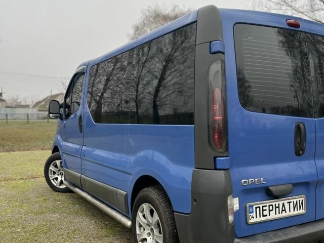 Синий Опель Виваро, объемом двигателя 1.9 л и пробегом 365 тыс. км за 7000 $, фото 15 на Automoto.ua